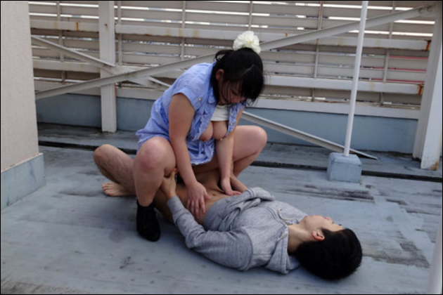 ��O�Z�b�N�X�̕��@�E�����I���R��X�ŊJ���I�ȃZ�b�N�X���y������